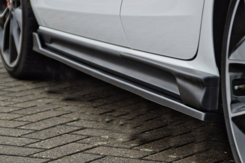 Race side skirts with slot for Hyundai I30N Fastback